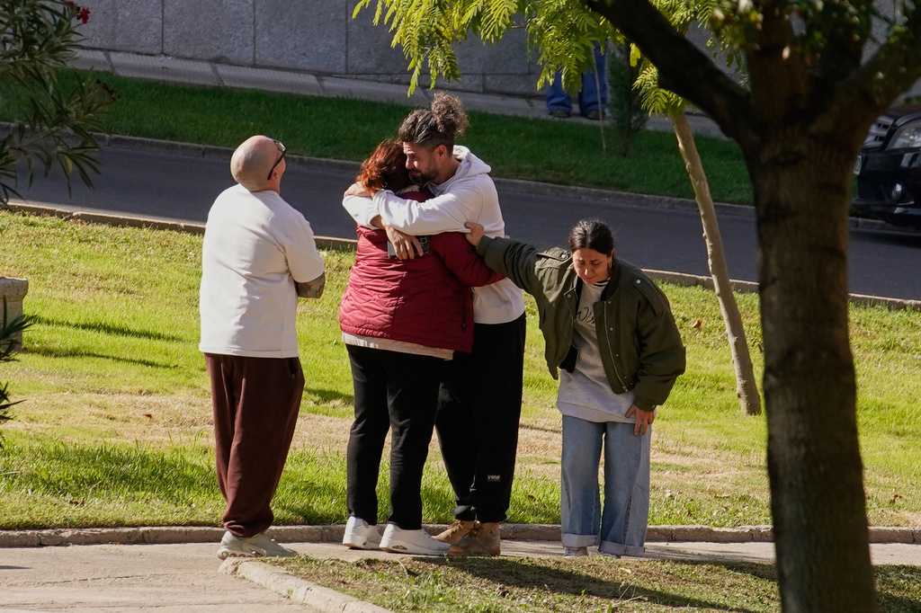 Families hold out hope for loved ones missing after deadly Spain train crash — WESH 2 Orlando