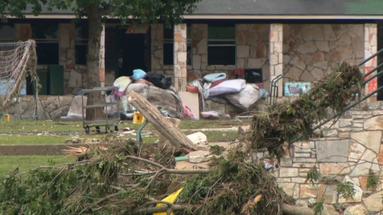 Camp Mystic bankruptcy case heads back to court as judge weighs future of camp and families' lawsuits — KENS 5 (San Antonio), Vero Beach Community news