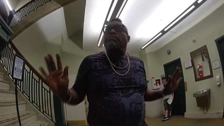 Judge dismisses Warren Sapp's lawsuit against the city of Tampa — Vero Beach Government news